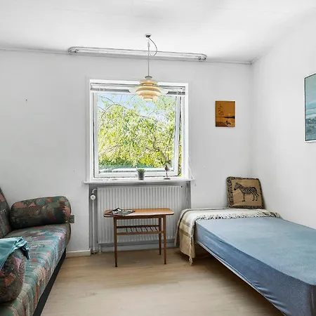 Stunning In Semesterbostad Hobro